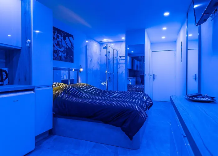Heliopolis Naturist Luxury